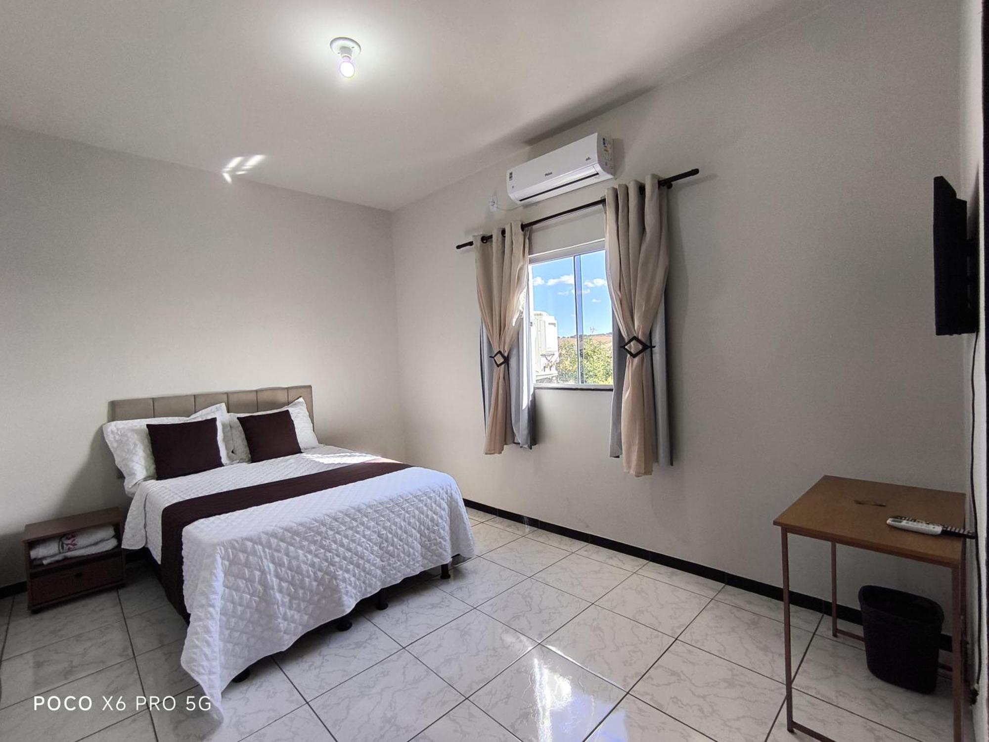 Correntina Hotel Almeida מראה חיצוני תמונה